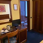 Alloggi Marinella 3*